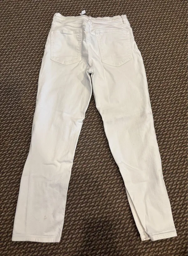 Banana Republic white straight leg jeans size 27 - Image 3