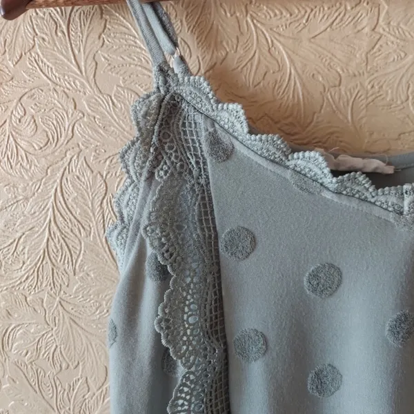 Mine sage green tank top polka dot & lace Sz small - Image 2
