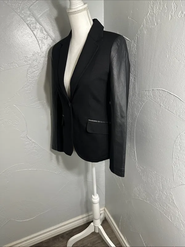 Neiman Marcus Black Leather-Trim Blazer - Image 4