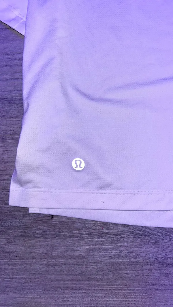 Lululemon Short Sleeve Cates Tee Cropped - Image 4