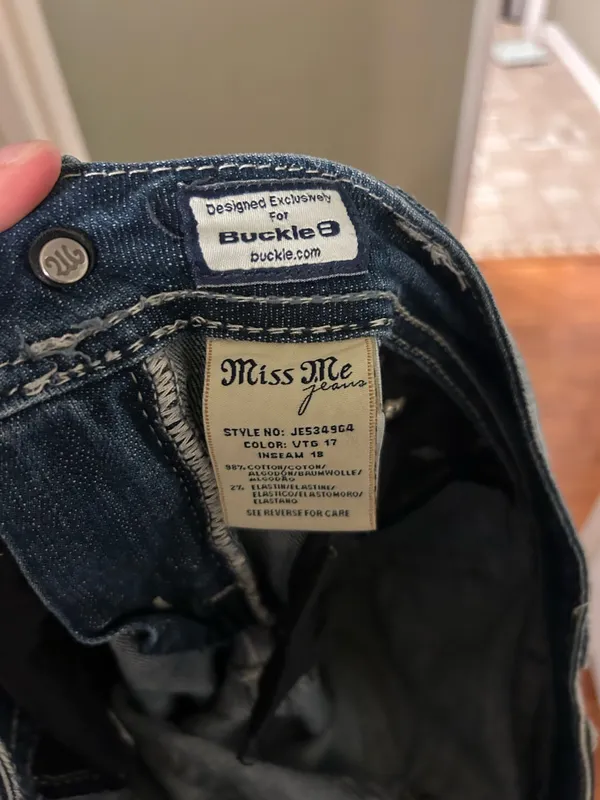 Miss Me Cropped Jeans 29 - Image 7