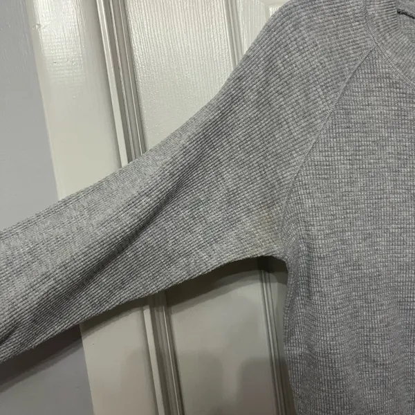 Aritzia TNA Waffle long sleeve tshirt‎ size XXS oversized - Image 7