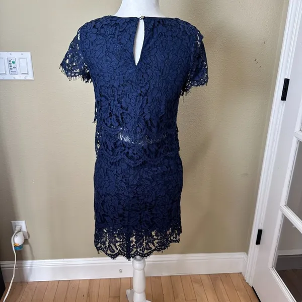 LULU'S 2 Piece Navy Lace Dress Top & Skirt Set Size Small - Image 4