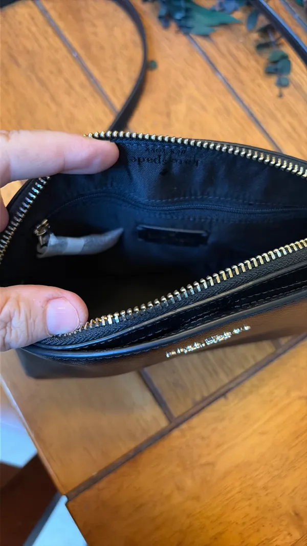 New with tags Kate Spade New York Black Leather Crossbody purse - Image 4
