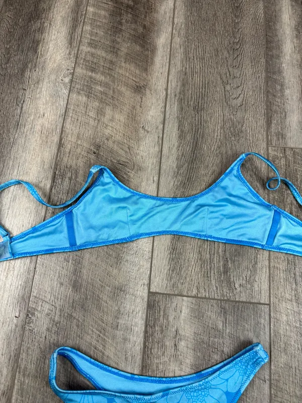 Triangl Blue Floral Bikini Set - Image 12