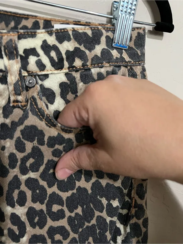 OAT New York Cheetah Leopard Print High‎ Rise Slim Straight Denim Jeans - Image 5