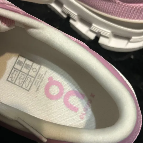 ON CLOUD X 4 petal pink athletic training running lace up shoes sneakers 8.5 new - Image 7