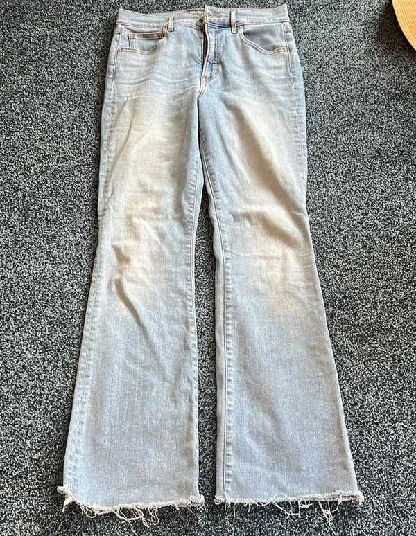 Veronica Beard size 28 Cameron high rise bootcut raw hem Jeans $328 curr… - Image 4
