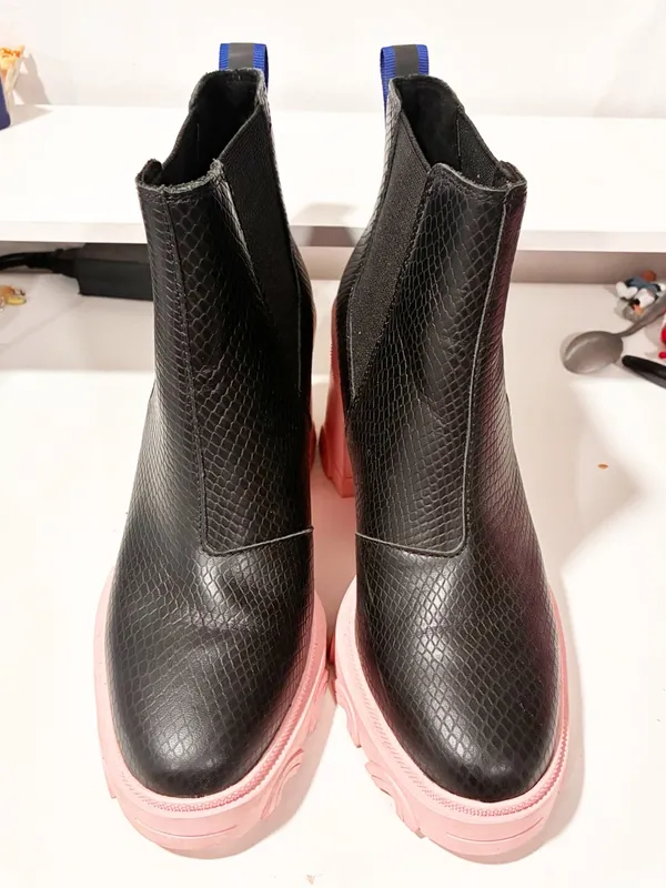 Sorel Black Pink Chelsea Boots Size 10 Brex Chunky Heels‎ - Image 2