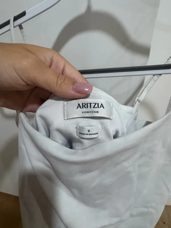 Aritzia Contour Tank Top - Image 3