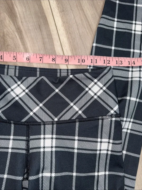 Lululemon wunder under full on leggings in varsity plaid size 4 - Image 4