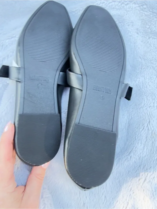 Kenneth Cole Reaction Women's Maxi Mary Jane Black - Size 9.5- New in box - Image 11