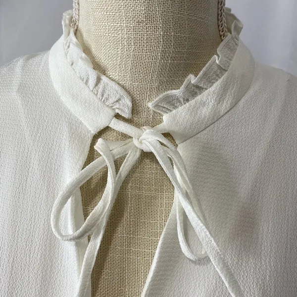 Dex the Suit Shop Ivory top size small White - Image 2