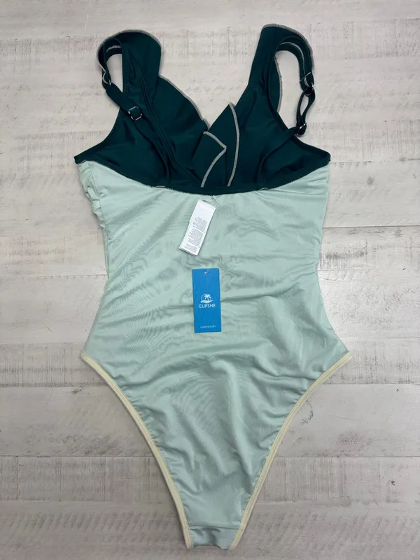 Cupshe Eucalyptus Ruffled V-Neck One-Piece - Image 6