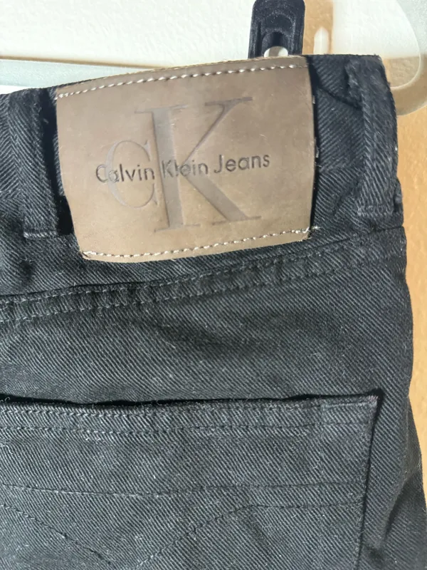 Calvin Klein Jeans - Image 5