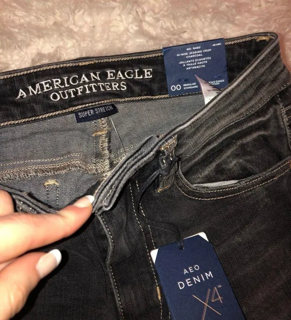 American Eagle Outfitters Ripped Black Skinny Jeans - Image 4