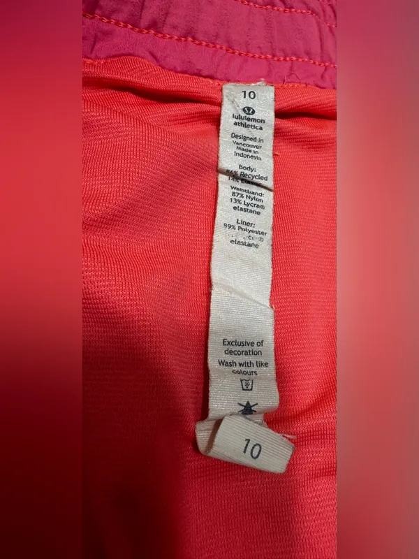 Lululemon Hotty Hot Short Flash Light 2.5” Size 10 - Image 12