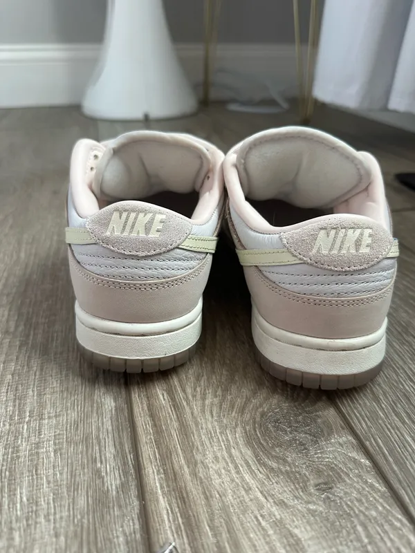Nike Dunk Women’s Low - Image 2