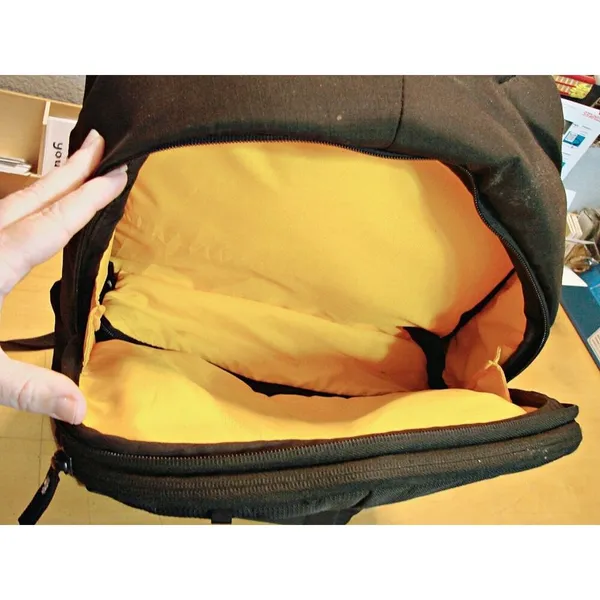 Kata LPS-216 DL Backpack Black 15.4" Padded Laptop Compartment Office Camera - Image 3