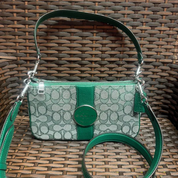 COACH C8306 Lonnie Baguette In Signature Jacquard & Leather Green - Image 2