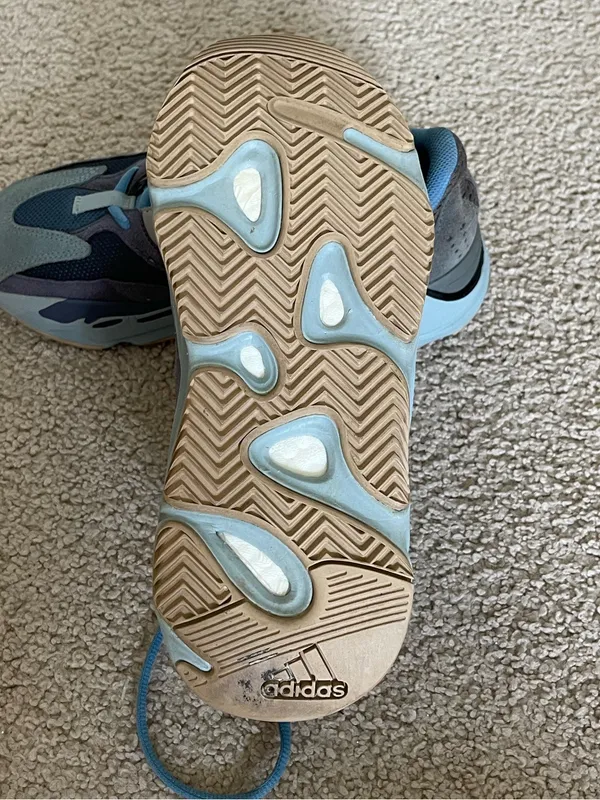 adidas Yeezy Boost 700 Carbon Blue Men’s Size 6.5 Women’s Size 8 - Image 6