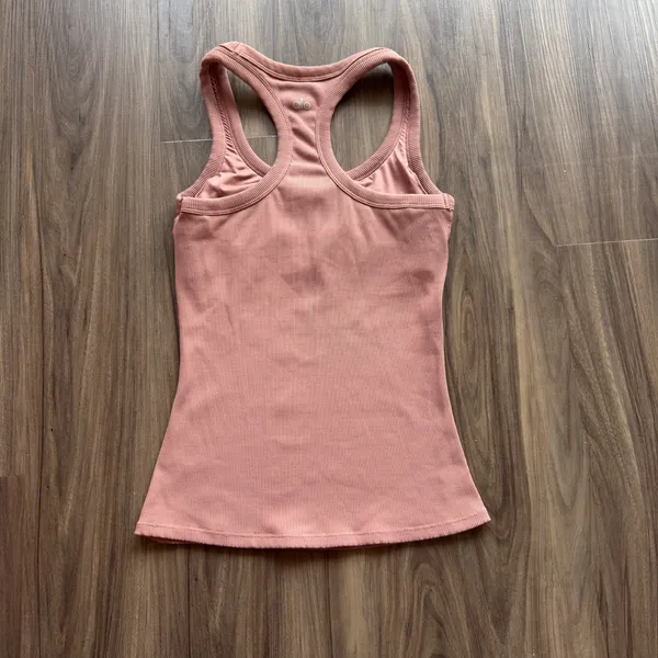 Alo Yoga Tank Top - Image 4