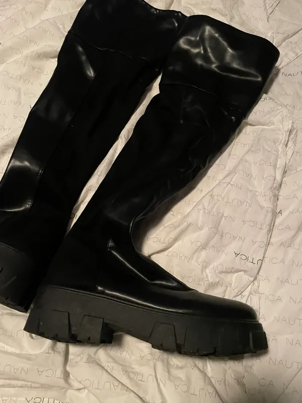 Women Size 10 Below The Knee Boots - Image 4