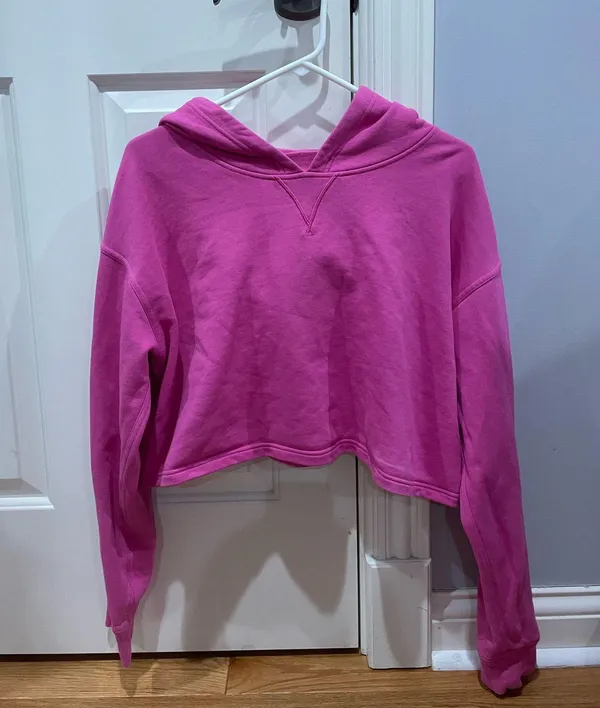 Lululemon Pink Hoodie Cropped size large - Image 2