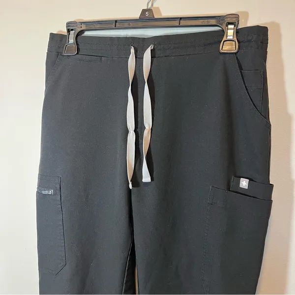 Figs Women’s Black Yola Scrub Pants Small - Image 2