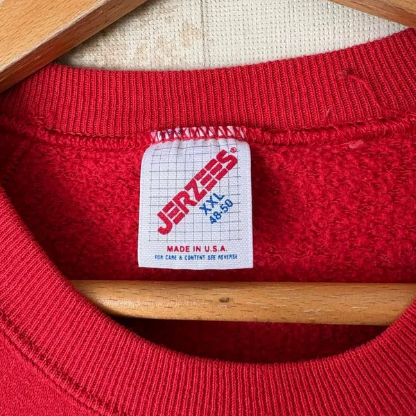 Vintage 80s 90s red reindeer bear Christmas cross stitch granny crewneck sweater - Image 5