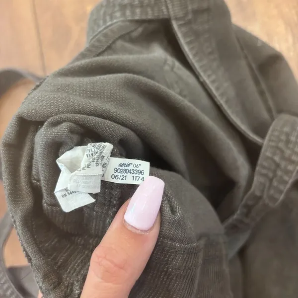 Aerie Womens Werk and Play Overalls Medium Grey Corduroy Stretch Raw Hem Hipster - Image 10