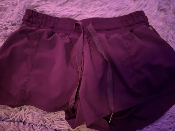 Lululemon Shorts Hotty Hot 2.5" Purple Low-Rise Discontinued - Image 3