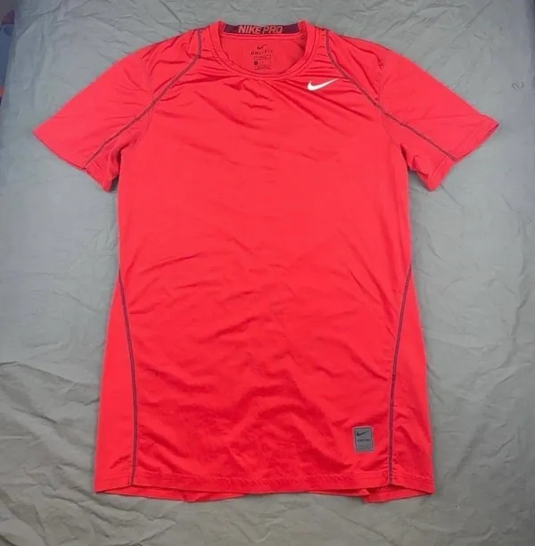 Nike Tshirt  - Image 3