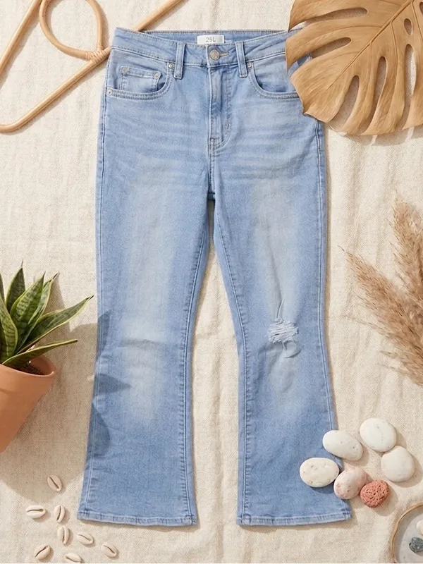LEVI’S Women’s 725 High Rise Bootcut Jeans - Light Wash Stretch Denim - Image 2