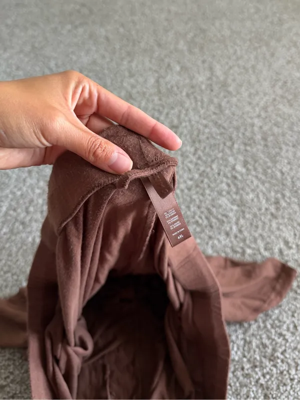Skims Soft Brown Pajama Shorts Size 4XL - Image 3