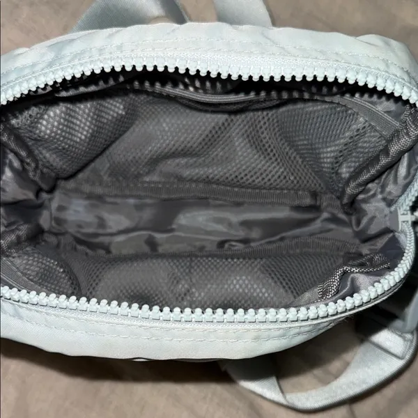 Gaiam Belt Bag - Image 5