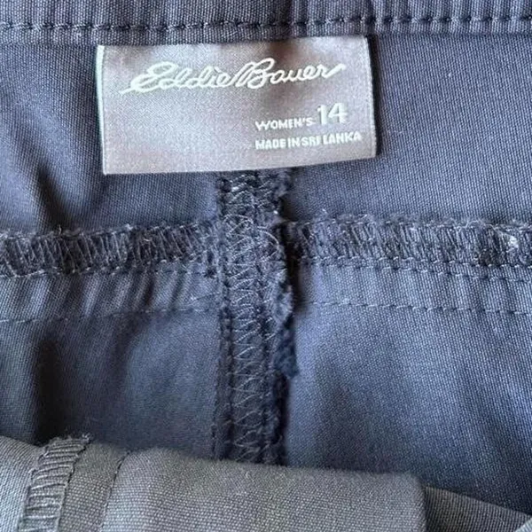 Eddie Bauer Hiking Shorts - Image 2