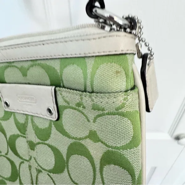 Vintage 90’s Coach Lime Green Signature Monogram Pattern Canvas Crossbody Bag - Image 4