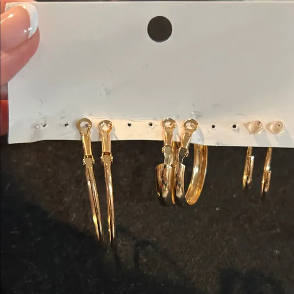 Gold Hoop Earring Set, 3 pairs - Image 2