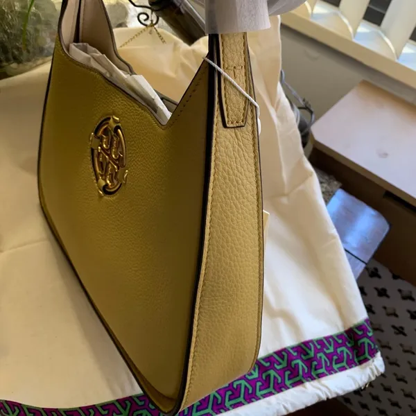 Authentic TORY BURCH Leather shoulder/Crosby bag - Image 15