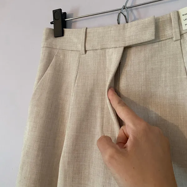 NWT Abercrombie & Fitch Cream High Rise Taper Leg Dress Pants Workwear Preppy - Image 3