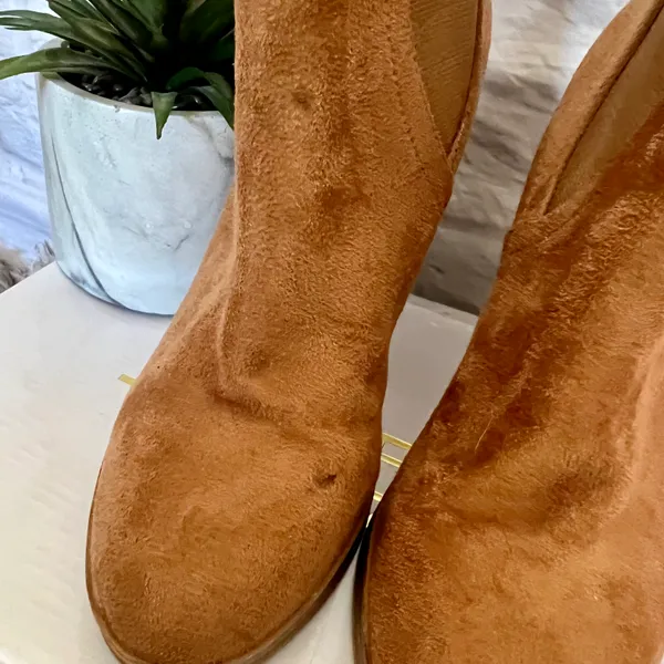 SheIn Camel Faux Suede Booties - Image 5