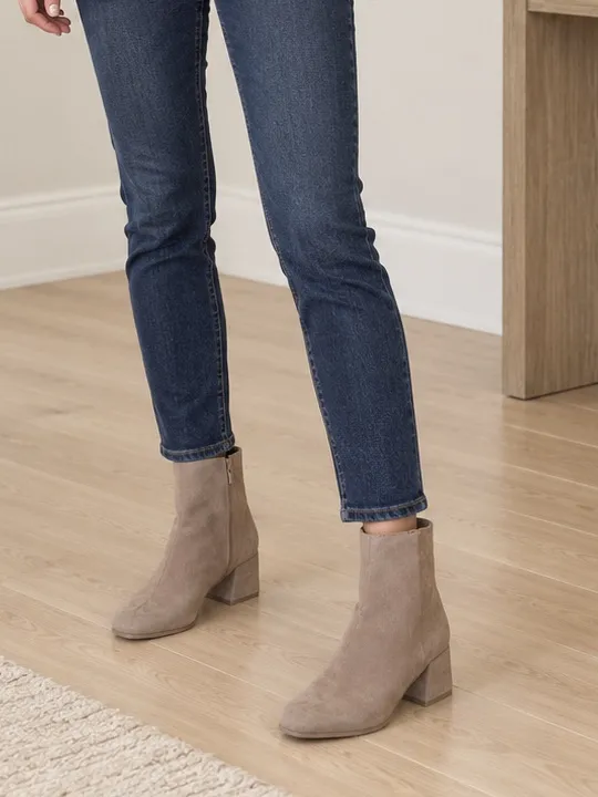 BLONDO Lizzy Waterproof Square Toe Block Heel Bootie Taupe Suede Size 9 NEW - Image 7
