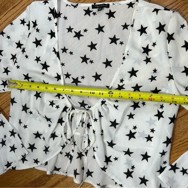 Boho Star Covered Bell Sleeve Open Front Tie Blouse Hippie Top Size 8 - Image 10