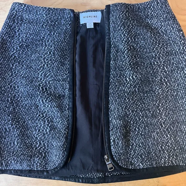 Gray Zip-Front Flannel Tweed Miniskirt - Image 6
