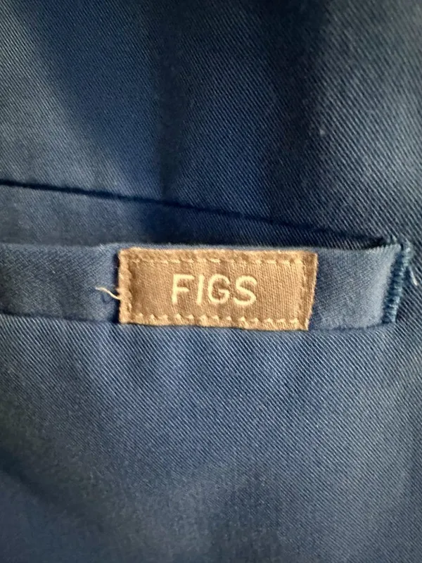 FIGS - Royal Blue Casma Scrub Top - Great Condition! - Image 5