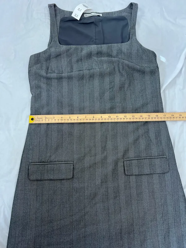 Abercrombie & Fitch Charcoal Gray Sleeveless mini Dress size Small T - Image 9
