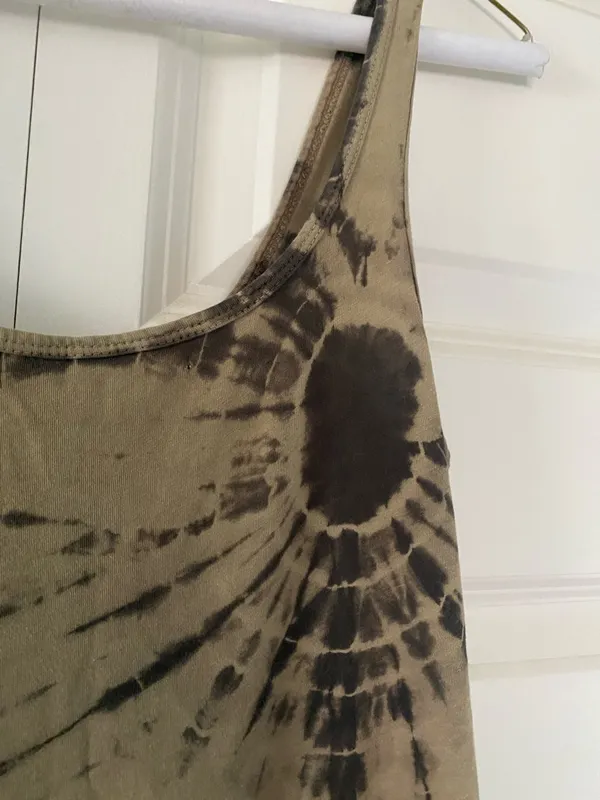 Tie-Dye Scoop Neck Tank Top - Olive/Black - Image 2