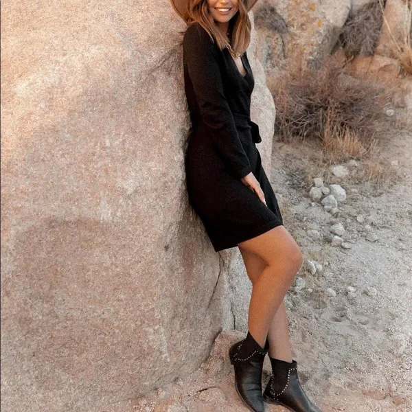 ✨ Kathryn Wrap Sweater Dress✨ Black Size L - Image 5