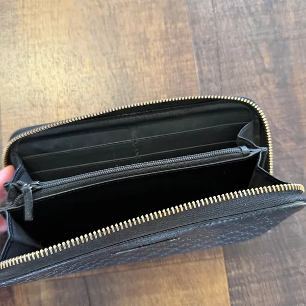 Gucci Guccissima Zip Around Wallet Black Leather GG Embossed Long Wallet - Image 5